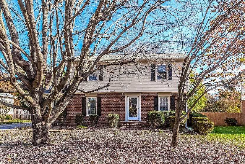 1st image of 11 Wildberry Ct