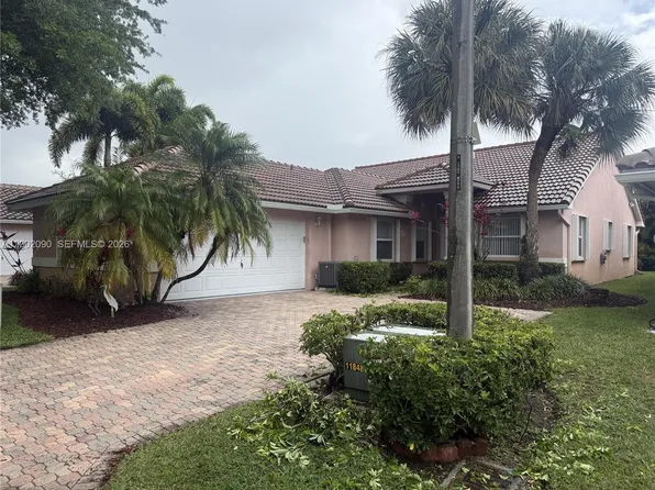 5291 Grande Palm Cir, Delray Beach, FL 33484