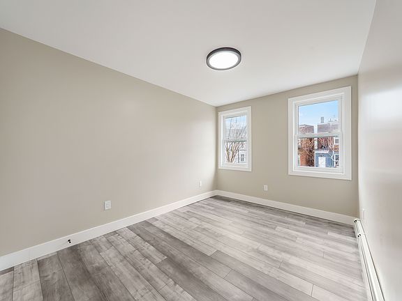 4th image of 286 N 6th St Floor 3
