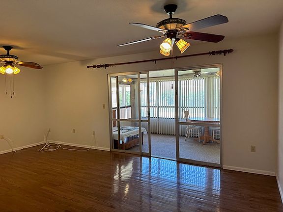 4th image of 28128 Pebble Beach Dr