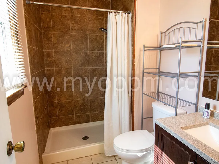 6711 S 75th Ave — Photo 13