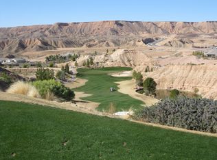 1083 Falcon Nest Ct, Mesquite, NV 89027