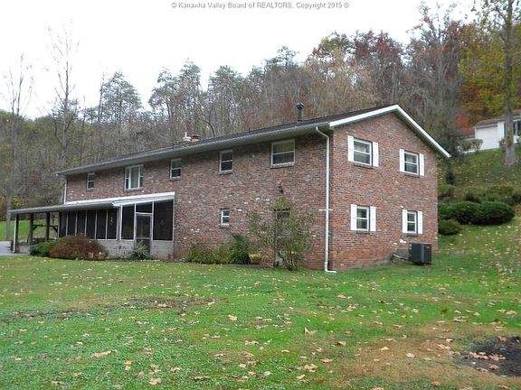 2nd image of 3031 Woodward Dr