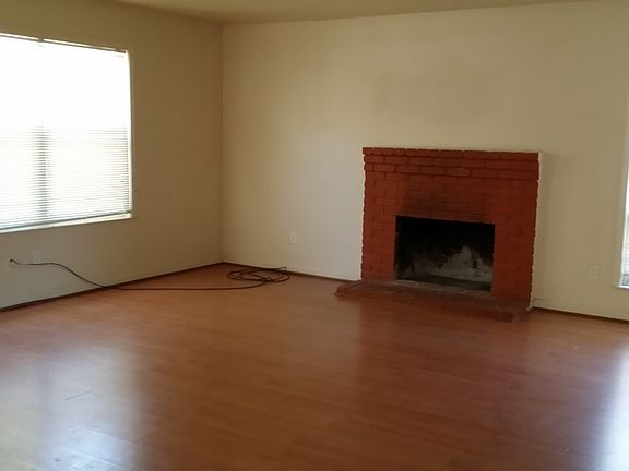 2nd image of 8708 Lansdowne Dr
