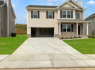 8261 Zodiac Ln, Powell, TN 37849
