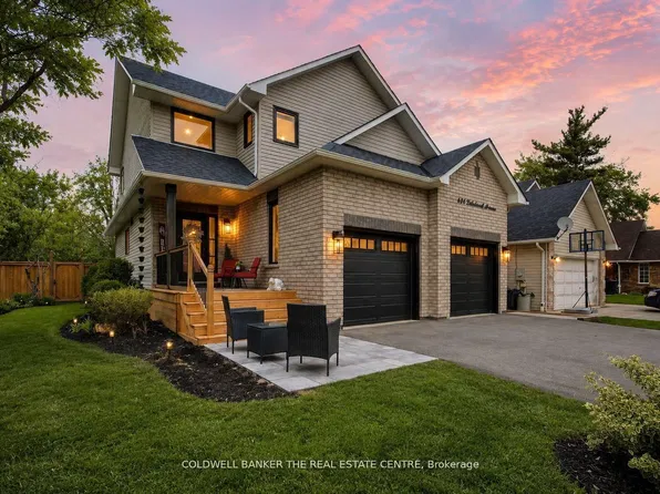 684 Lakelands Ave, Innisfil, ON L9S 4E6