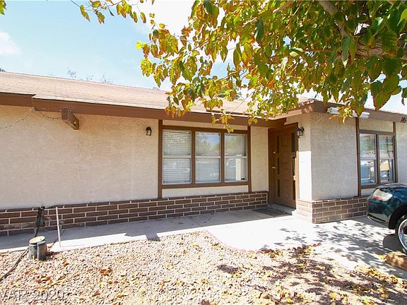 5th image of 145 Marion Dr