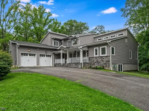 19 Erskine Dr, Morristown Town, NJ 07960