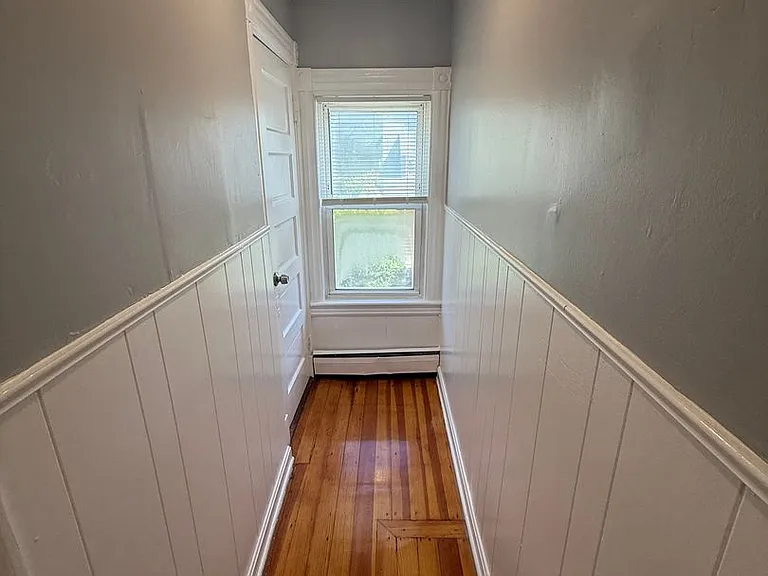 37 Ashmont St — Photo 10