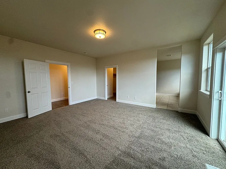 1811 NE Alameda Ave — Photo 19