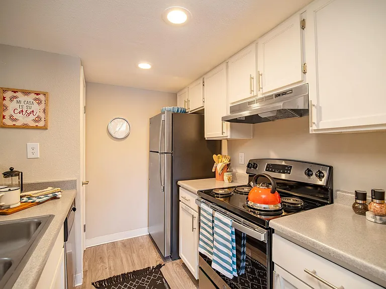 Northpointe Village — Photo 16