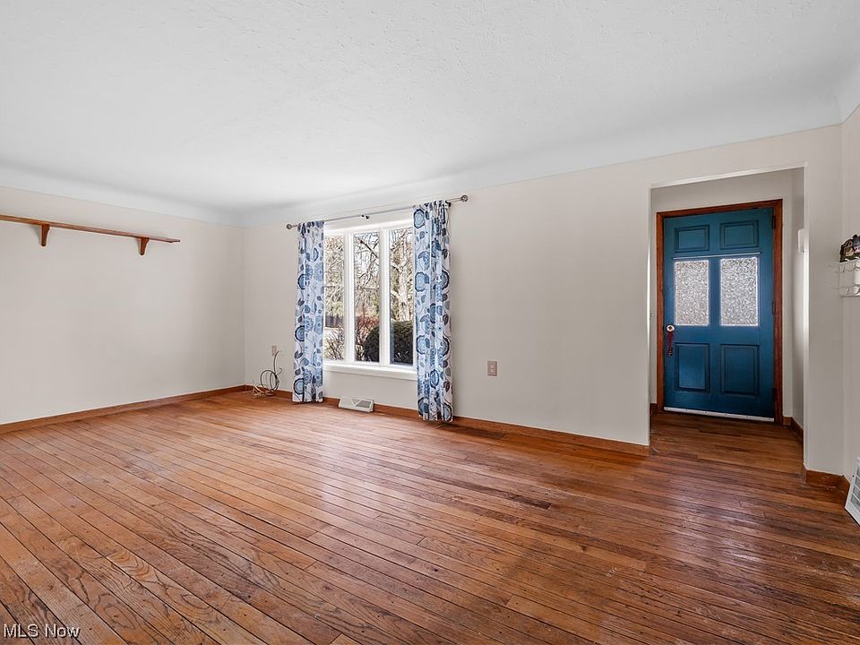 5599 Bunker Rd, North Royalton, OH 44133 Zillow