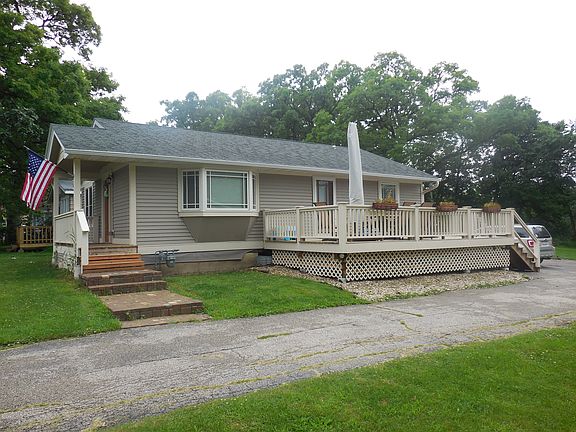 2nd image of 110 Oak Lane Dr