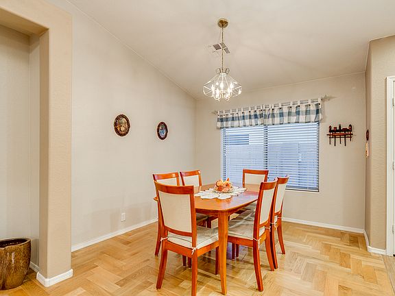 4th image of 29222 N 51st Pl