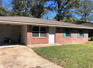 157 Crowell St, West Point, MS 39773