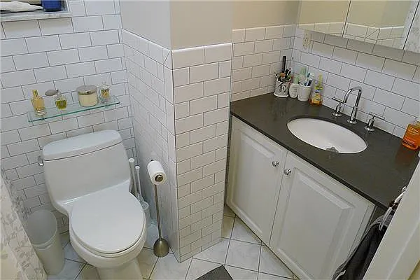 Rented by Voro NYC | media 12