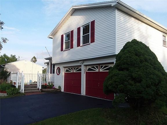 2nd image of 89 Blackwell Ln