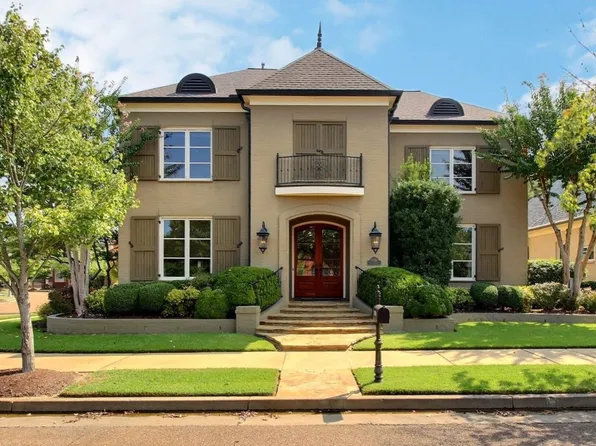 1924 Laurel Ln, Collierville, TN 38017