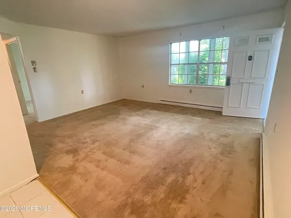 47F Cambridge Court #F, Lakewood, NJ 08701