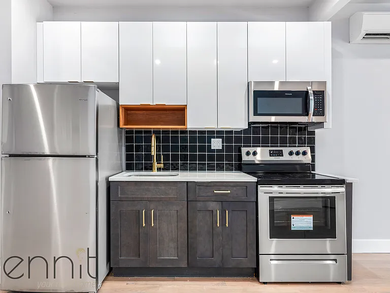 336 E 28th St #3B — Photo 2