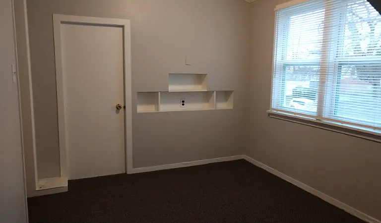 1027 Underwood Ave SE — Photo 7