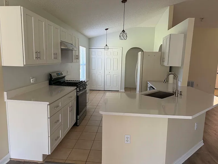 11283 Wyndham Hollow Ln — Photo 13