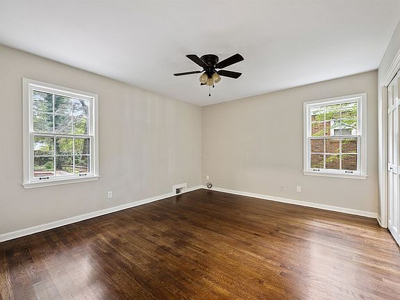 5th image of 2030 Brierbrook Rd
