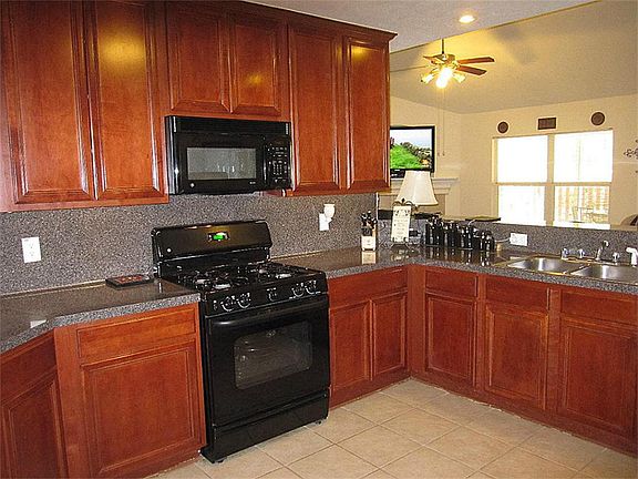 Large open kitchen area