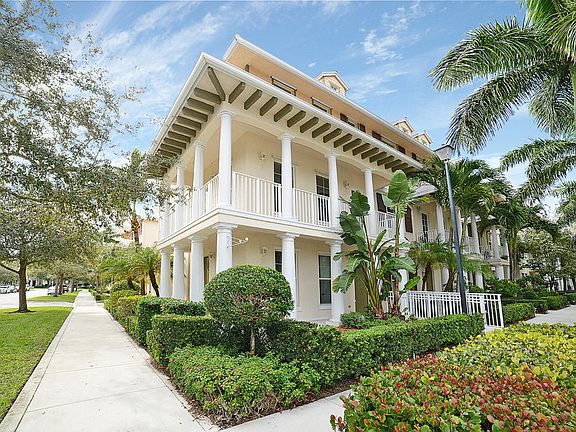 Home For Sale In Abacoa