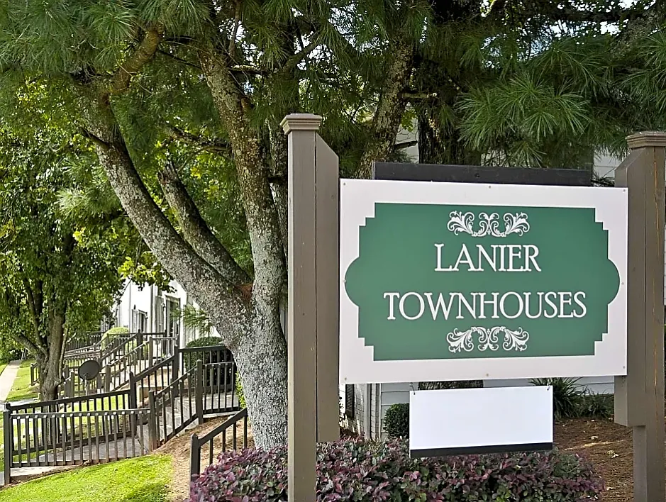 Lanier Townhomes — Photo 4