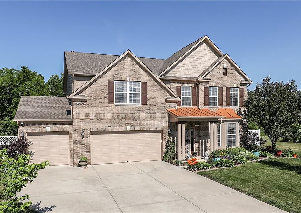 1st image of 9312 Woodslake Dr
