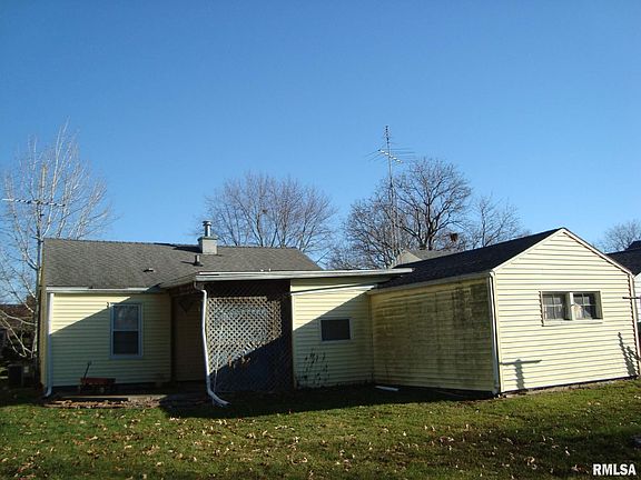5th image of 766 Arnold St