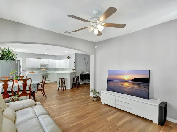 170 SW Peacock Boulevard #36-202, Port St Lucie, FL 34986