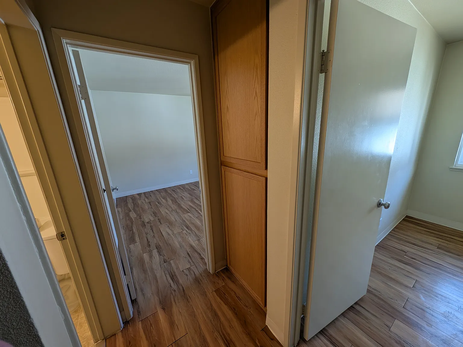 2 bed, 725 sqft, $2,500 — Photo 2
