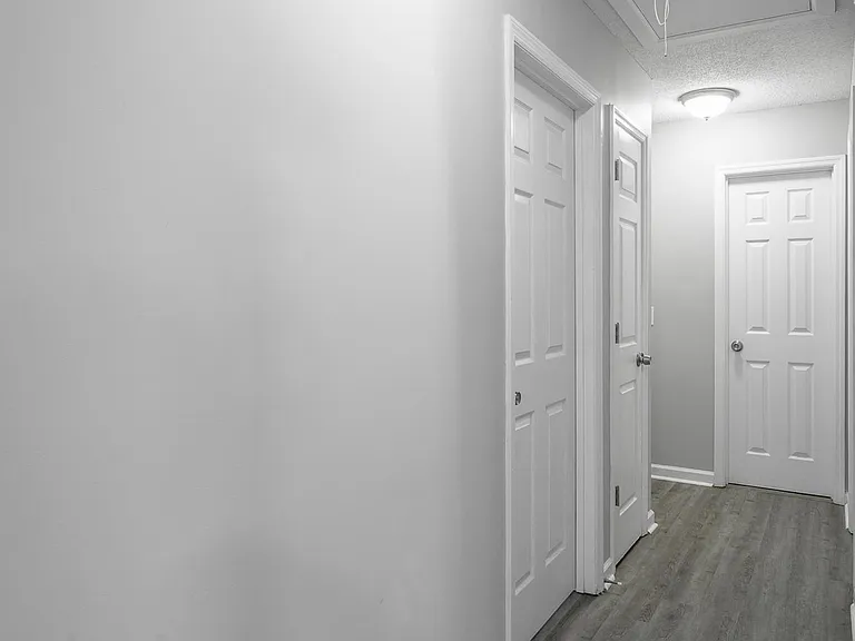 6130 Blue Ash Dr — Photo 24