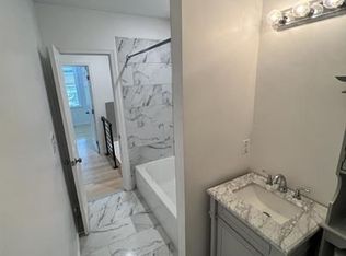 432 23rd Pl NE #1, Washington, DC 20002