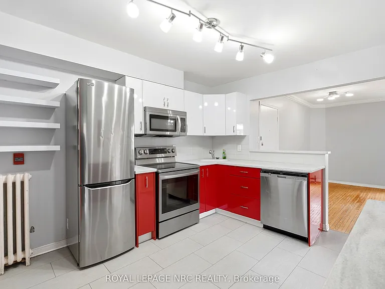 356 N Hunter St E #11 — Photo 6