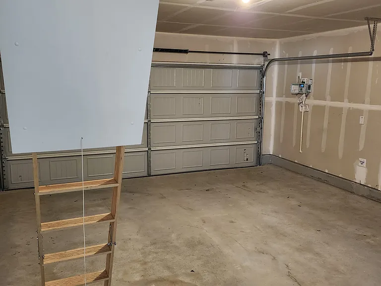 3425 Flicker Ln — Photo 27