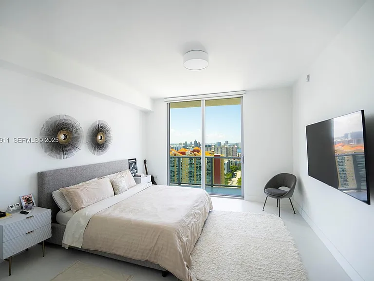 330 Sunny Isles Blvd #5-UPH03 — Photo 19
