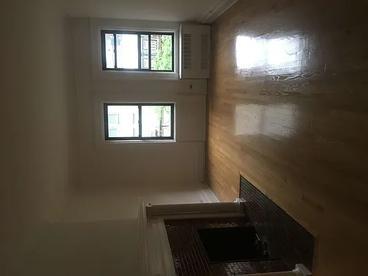 Rented by Mark Katz, LREB | media 12