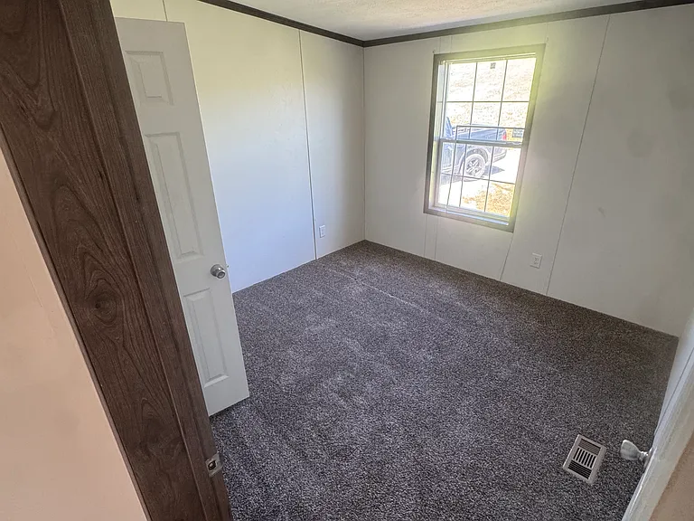 1074B Horseback Rd #1 — Photo 10