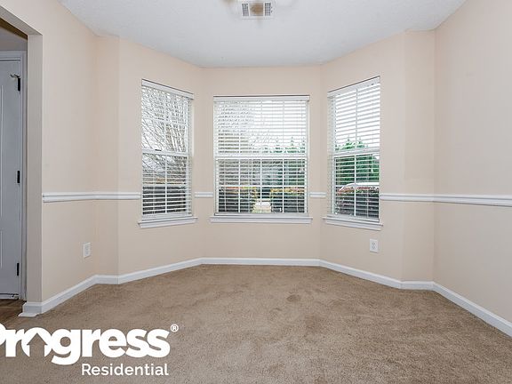 5th image of 324 Kaleb Ct