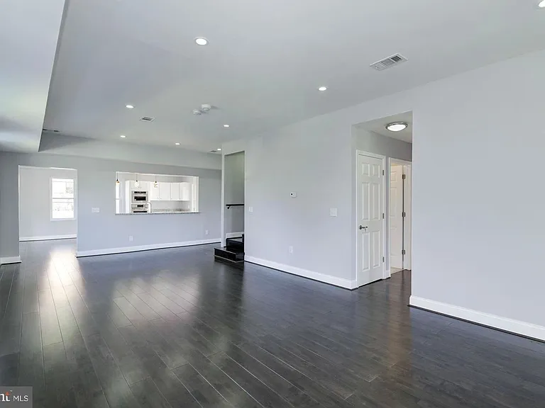 3200 Bunker Hill Rd — Photo 1