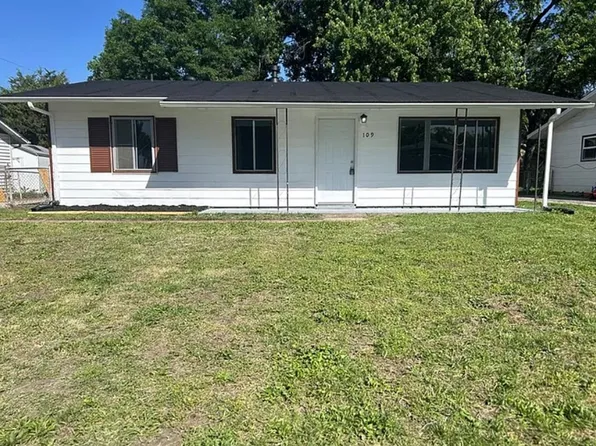 109 Saint Barbara Ln, Cahokia, IL 62206