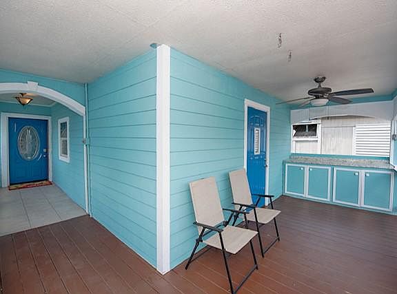 3rd image of 5405 Avenue N 1/2