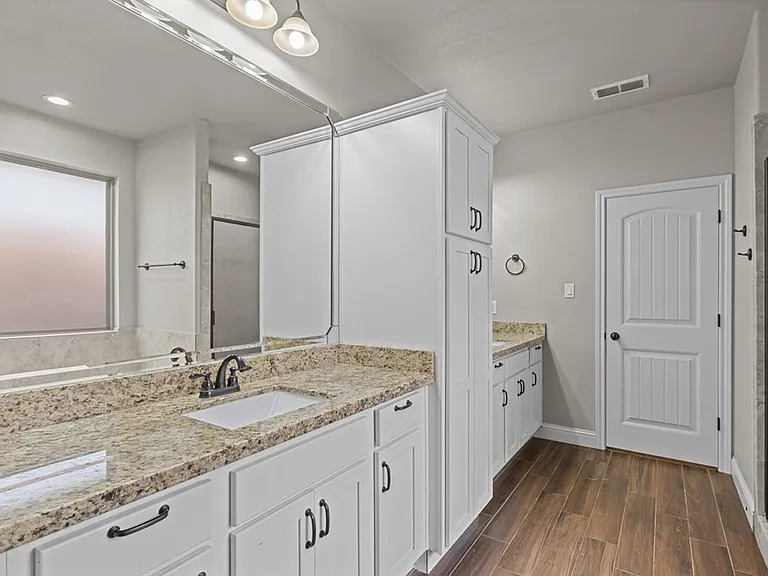 49 Berkshire Cir — Photo 19