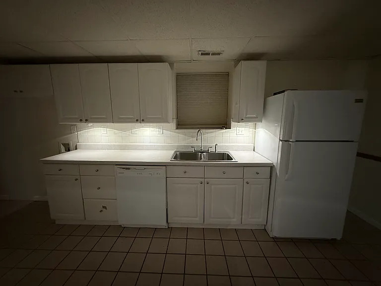 706 Park St #2 — Photo 8