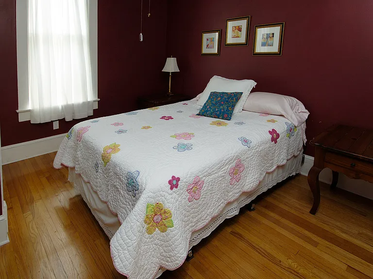 114 S 2nd St #1 — Photo 4
