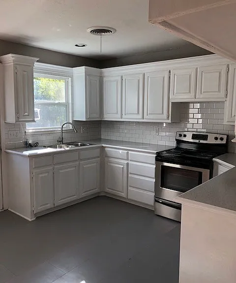 3303 Texas St — Photo 11