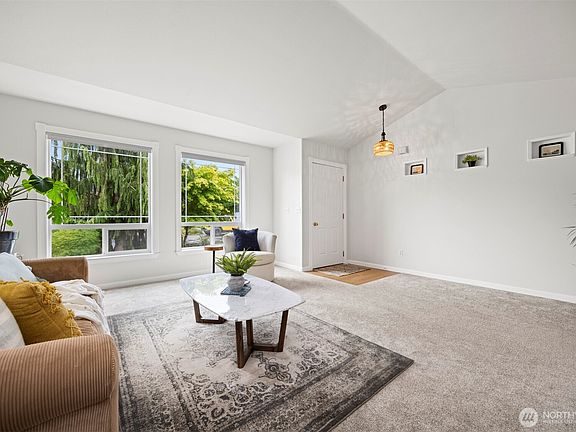 5th image of 103 Woodfield Court